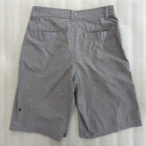 LULULEMON athletic shorts men gray plaid size 30